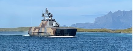 Korvett i Skjold-klassen i Sk�lv�rsundet.