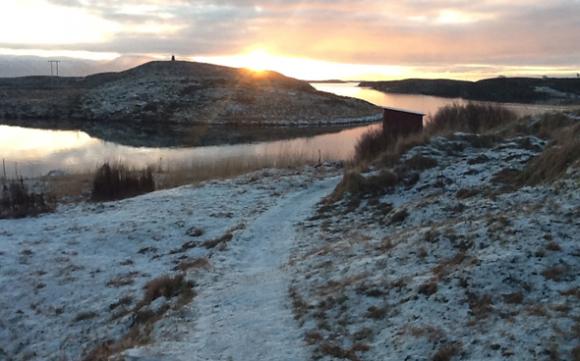 Soloppgang en stille januardag i Sk�lv�r