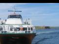 �Thorolf Kveldulfs�n� p� vei inn til Kirk�y i Vega.